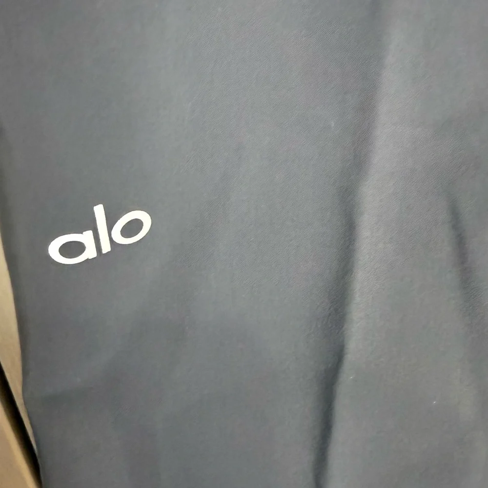 ALO Yoga excellent preowned